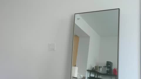 Snapshot of horus00 chatting on 02-18-25, 01:00 Horus00 online show from 02-18-25, 01:00