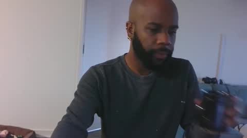 Snapshot of horus00 chatting on 11-20-25, 11:54 Horus00 online show from 11-20-25, 11:54