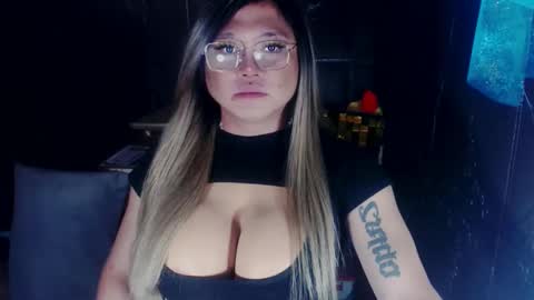 YOUR MAJESTY LUCY PEARL online show from 02-27-25, 03:47