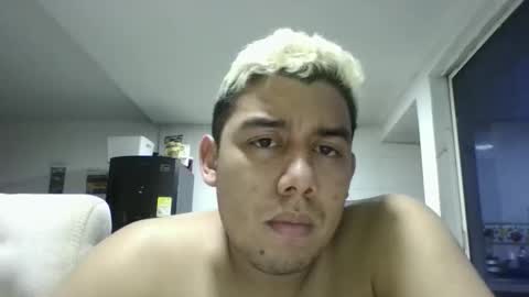 hot2512 online show from 01-12-26, 06:40