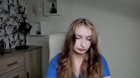 NINA online show from 10-07-25, 05:59