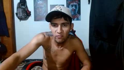 Snapshot of hot__mechanic chatting on 06-15-26, 06:32 hot__mechanic online show from 06-15-26, 06:32