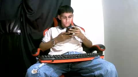 Snapshot of hot__mechanic chatting on 07-05-26, 02:24 hot__mechanic online show from 07-05-26, 02:24