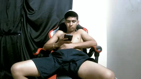 Snapshot of hot__mechanic chatting on 07-07-26, 06:56 hot__mechanic online show from 07-07-26, 06:56