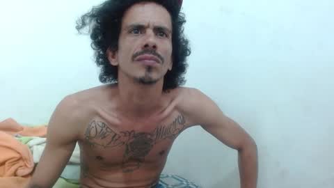 Snapshot of hot_and_complacent chatting on 12-13-24, 08:15 Private open online show from 12-13-24, 08:15