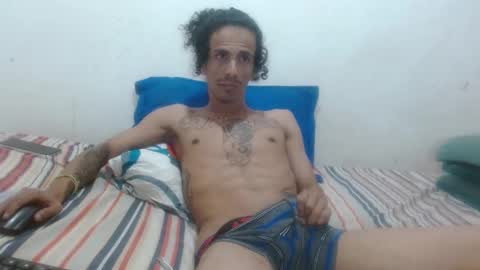 Snapshot of hot_and_complacent chatting on 10-09-25, 09:13 Private open online show from 10-09-25, 09:13