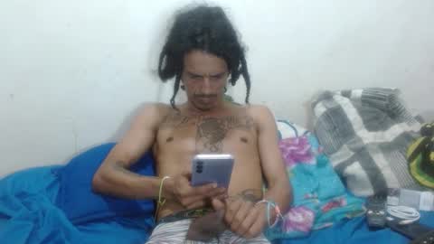 Snapshot of hot_and_complacent chatting on 10-26-25, 08:59 Private open online show from 10-26-25, 08:59