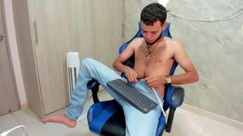 Snapshot of hot_bad_boy69 chatting on 07-10-26, 08:55 hot bad boy69 online show from 07-10-26, 08:55