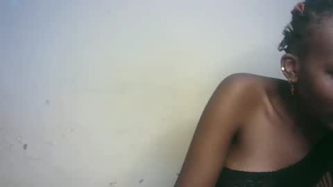 Snapshot of hot_berry2003 chatting on 01-18-25, 11:11 Millie online show from 01-18-25, 11:11