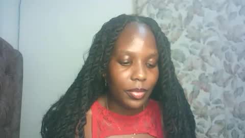 Snapshot of hot_berry2003 chatting on 11-02-25, 09:06 Millie online show from 11-02-25, 09:06