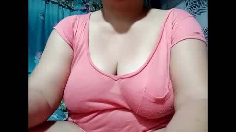 hot_boobs21 online show from 09-19-25, 10:10