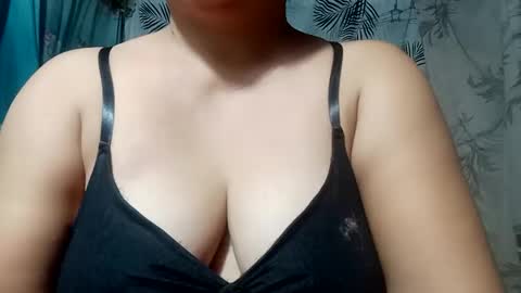 hot_boobs21 online show from 11-22-25, 11:31