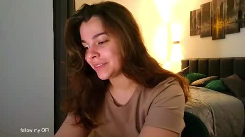 Snapshot of hot_chill__ chatting on 06-09-26, 05:02 LiluCaroline online show from 06-09-26, 05:02