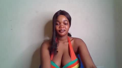 Snapshot of hot_choccoolate chatting on 05-27-26, 06:54 Zarah online show from 05-27-26, 06:54