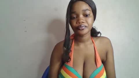 Snapshot of hot_choccoolate chatting on 05-28-26, 04:48 Zarah online show from 05-28-26, 04:48