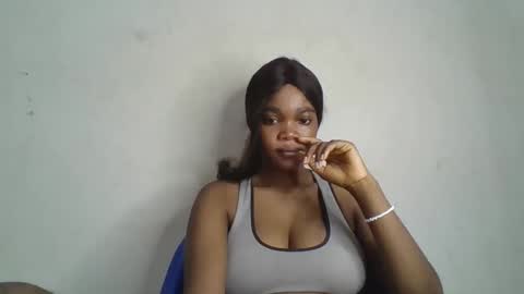Snapshot of hot_choccoolate chatting on 06-10-26, 03:44 Zarah online show from 06-10-26, 03:44