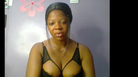 Snapshot of hot_choco_choco chatting on 12-17-25, 05:46 peace online show from 12-17-25, 05:46