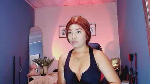 Snapshot of hot_chocolate_4u chatting on 02-05-26, 01:05 hot chocolate 4u online show from 02-05-26, 01:05