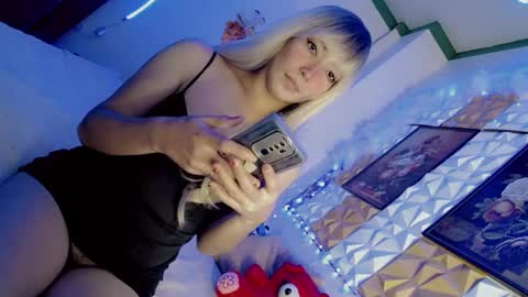 Snapshot of hot_claudia69 chatting on 02-28-25, 03:04 its me CLAUDIA online show from 02-28-25, 03:04
