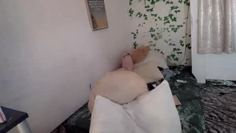 Snapshot of hot_claudia69 chatting on 10-09-25, 07:28 its me CLAUDIA online show from 10-09-25, 07:28