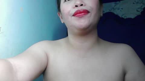 Snapshot of hot_clit28 chatting on 02-16-25, 12:32 ana online show from 02-16-25, 12:32