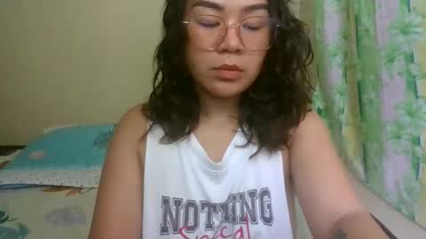 hot_emma1112 online show from 06-01-26, 02:57