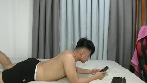 hot_emmanuel online show from 10-18-25, 06:48