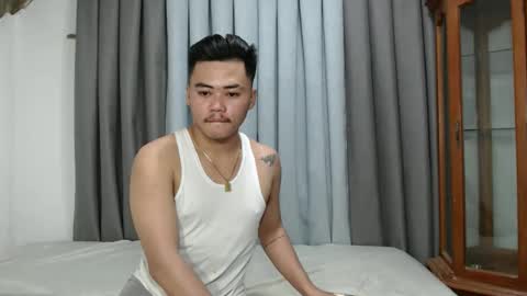 hot_emmanuel online show from 10-19-25, 05:52