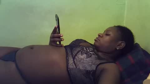 Snapshot of hot_girlly chatting on 11-17-25, 03:45 hot_girlly online show from 11-17-25, 03:45