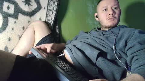 Snapshot of hot_guy36 chatting on 11-30-25, 04:05 hot_guy36 online show from 11-30-25, 04:05