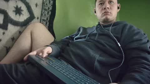 hot_guy36 online show from 01-12-26, 03:17