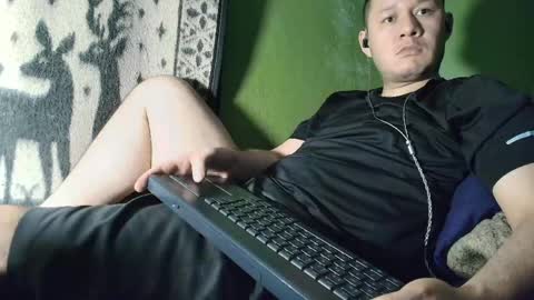 hot_guy36 online show from 04-16-26, 02:45