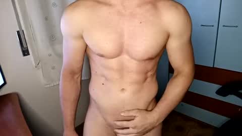 hot_italianboy online show from 07-22-26, 10:45
