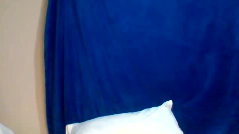 Snapshot of hot_jasmin08 chatting on 07-10-26, 02:49 tasha online show from 07-10-26, 02:49
