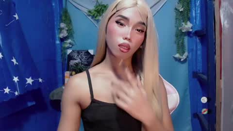 Khianna online show from 04-14-26, 10:16