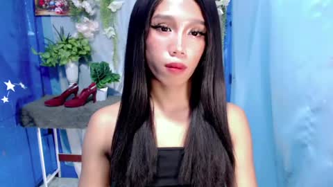 Snapshot of hot_khianna chatting on 04-25-26, 07:11 Khianna online show from 04-25-26, 07:11