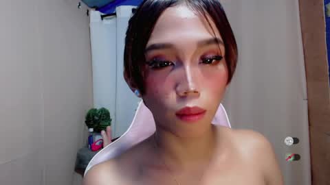 Snapshot of hot_khianna chatting on 05-01-26, 01:59 Khianna online show from 05-01-26, 01:59