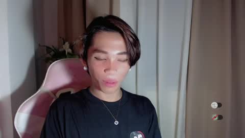 Snapshot of hot_khianna chatting on 05-16-26, 10:36 Khianna online show from 05-16-26, 10:36