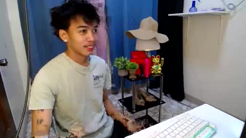 hot_kianxx online show from 06-07-26, 08:45