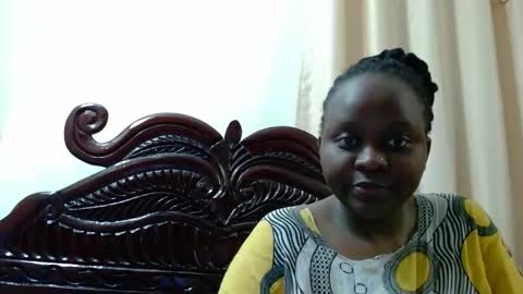 Snapshot of hot_linahh chatting on 11-10-25, 12:42 Linah online show from 11-10-25, 12:42