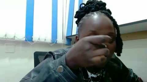 Snapshot of hot_linahh chatting on 12-01-25, 10:31 Linah online show from 12-01-25, 10:31