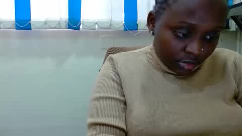 Snapshot of hot_linahh chatting on 12-16-25, 05:34 Linah online show from 12-16-25, 05:34