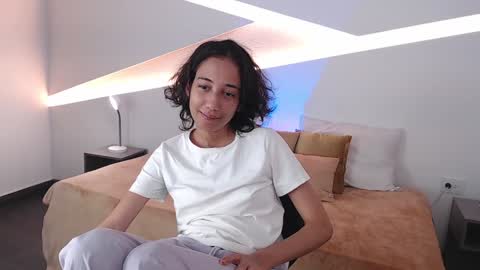 Alana online show from 12-13-24, 09:41