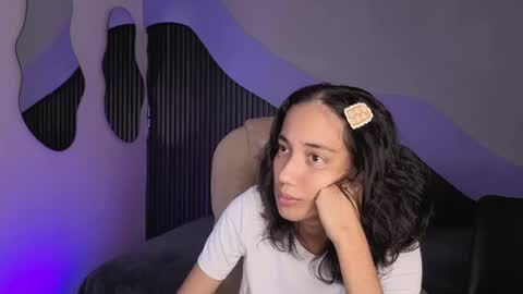 Snapshot of hot_little_bunny chatting on 04-27-26, 10:41 Alana online show from 04-27-26, 10:41