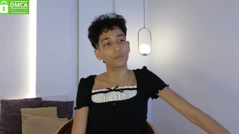 Snapshot of hot_little_bunny chatting on 06-04-26, 09:43 Alana online show from 06-04-26, 09:43