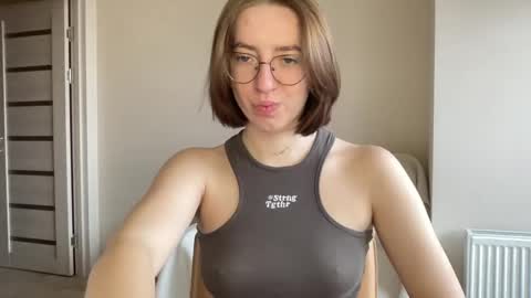 Snapshot of hot_lliinns chatting on 12-24-24, 09:50 Lina online show from 12-24-24, 09:50