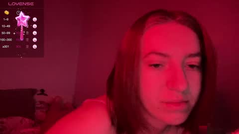 Snapshot of hot_lliinns chatting on 03-08-25, 04:23 Lina online show from 03-08-25, 04:23