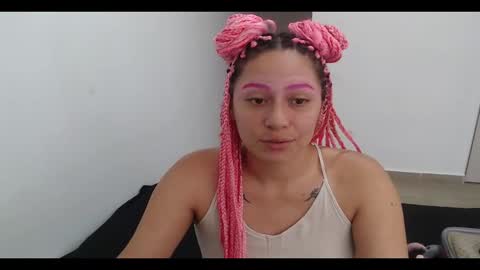 Mia online show from 12-05-24, 05:06