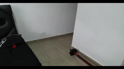 Mia online show from 02-25-25, 05:04