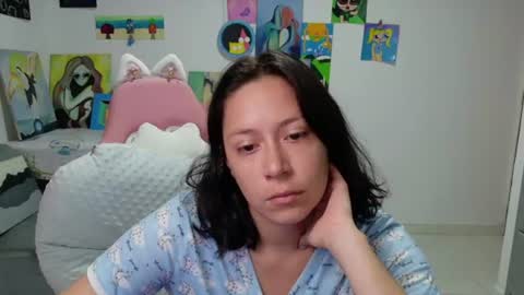 Snapshot of hot_mommymia chatting on 07-02-26, 02:23 Mia online show from 07-02-26, 02:23